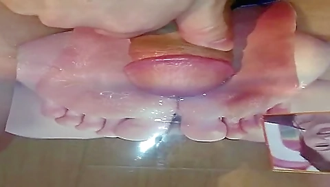 Naughty Amateur Girl Gets Cum On Her Feet In Footjob Porn Scene