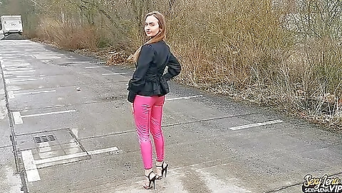 Walk In Extreme High Heels With Sexy Lena